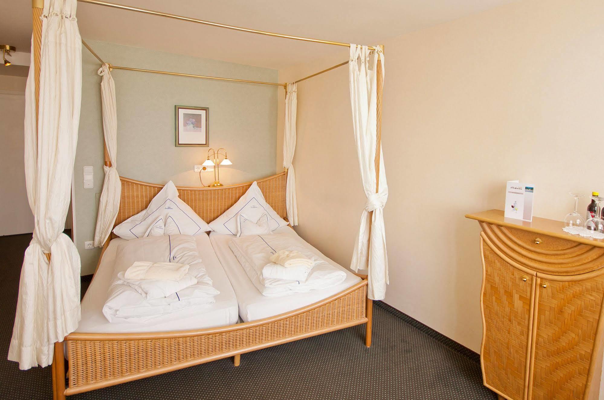 Hotel Seeschloesschen Hohwacht Eksteriør bilde