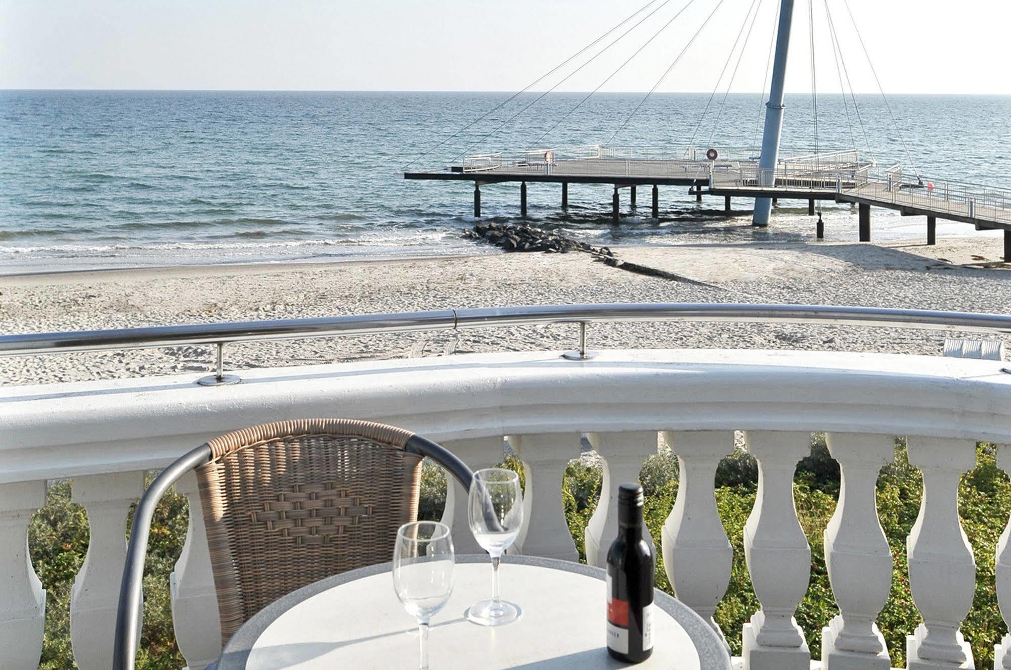 Hotel Seeschloesschen Hohwacht Eksteriør bilde